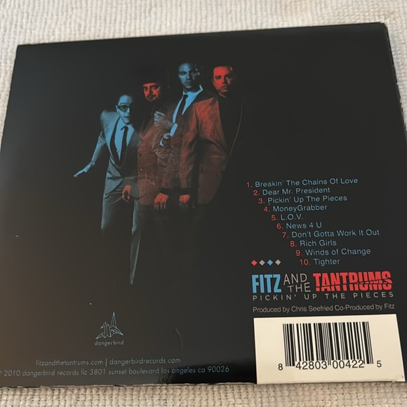 CD: Fitz and the Tantrums 2010 - Picture 3 of 6